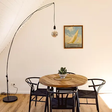 Apartamento Leonidas - Ihr Feines 2 Schlafzimmer In Der Innenstadt *