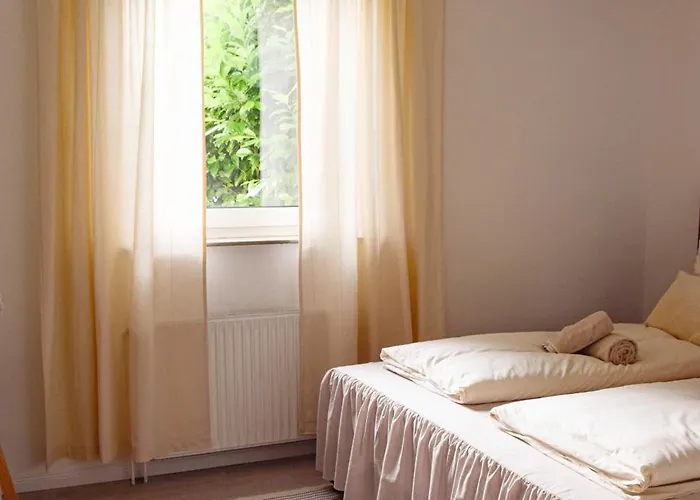 Leonidas - Boutique Stadthaus Mit 2 - Ganzes Haus Buchbar * Detmold