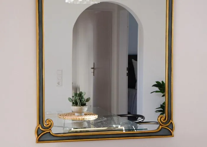 Leonidas - Boutique Stadthaus Mit 2 - Ganzes Haus Buchbar Apartament Detmold